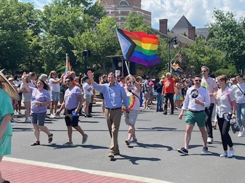 U.S. Senator Richard Blumenthal (D-CT) attended Middletown’s Pride March. 